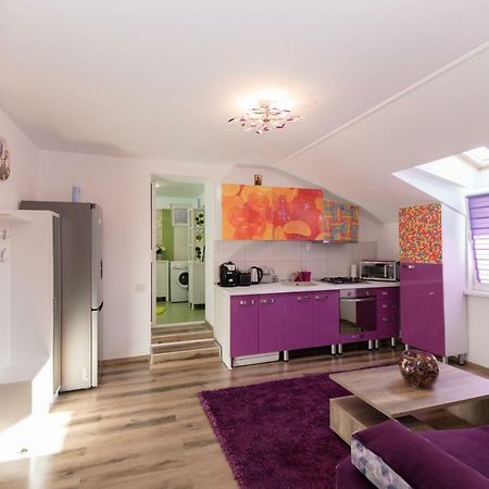 Queen Holiday Apartment Bucharest Luaran gambar