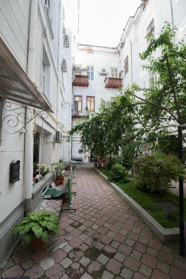 Queen Holiday Apartment Bucharest Luaran gambar